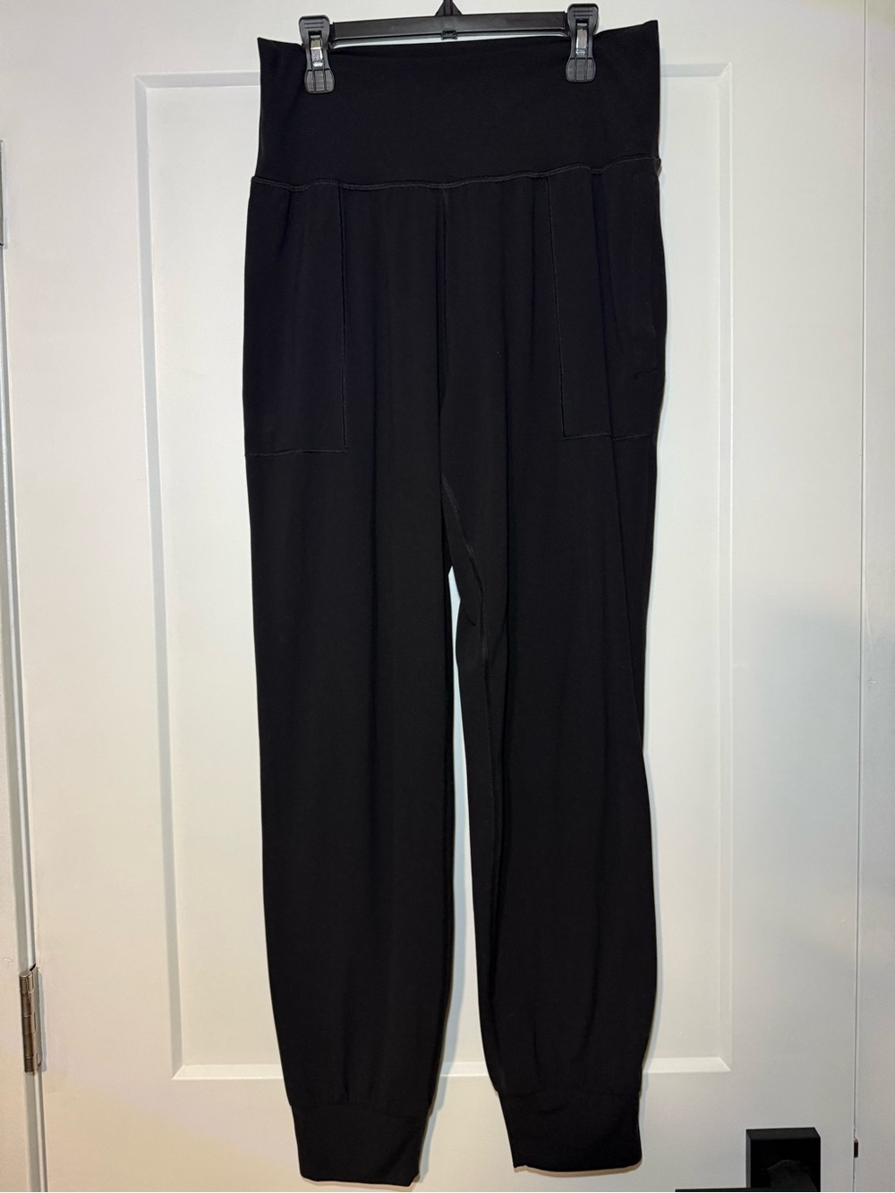 Athleta Salutation Black High-Waist Jogger Pants